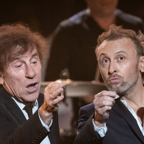 "Il savait qu'on avait déjà fait des concerts ensemble, évidemment."
Alain Souchon et son fils Pierre Souchon - 35e cérémonie des Victoires de la musique à la Seine musicale de Boulogne-Billancourt, le 14 février 2020. © Cyril Moreau/Bestimage