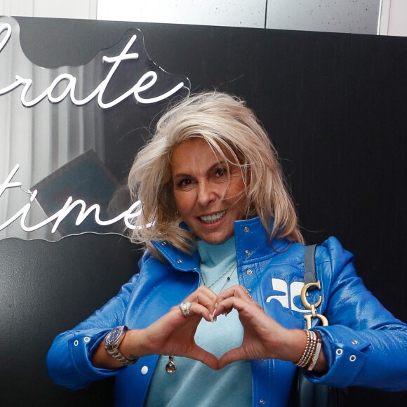 Exclusif - Caroline Margeridon - Personnalités lors de la soirée "Patins" à l'hôtel Kimpton St Honoré à Paris. Le 16 novembre 2023 © Christophe Clovis / Bestimage Soirées