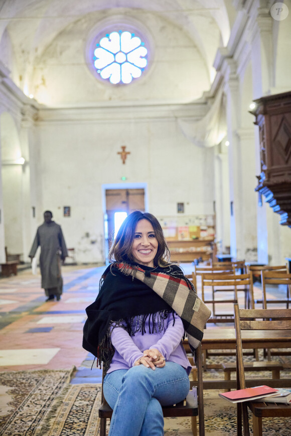 Exclusif - Fabienne Carat - Les candidats de l'émission "Bienvenue au monastère", diffusée à partir du 12 janvier jusqu'au 9 février, lors des Vêpres au couvent Saint Dominique des Frères de Saint-Jean à Corbara, en Corse. Le 18 mars 2023 © Cyril Moreau / Bestimage