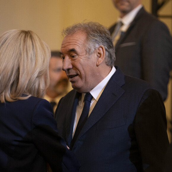 Le maire de Pau François Bayrou (R) et Brigitte Macron - Les maires de France lors de la 105ème session du Congrès des Maires de France, organisée par l'AMF, au palais de l'Elysée à Paris. Le 22 novembre 2023 © Eliot Blondet / Pool / Bestimage 