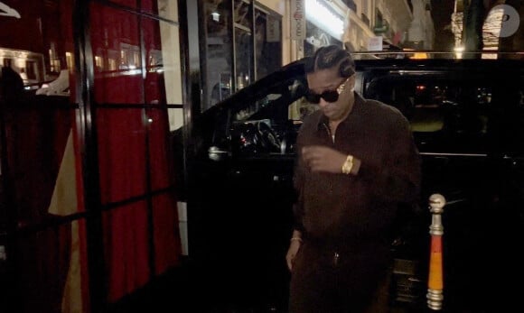 Ils sont allés dîner dans un restaurant italien, le César, dans le quartier de l'étoile
Rihanna - bijoutée par Messika - et son compagnon A$AP Rocky sont allés dîner en amoureux à l'occasion de la Saint-Valentin au restaurant Cesar à Paris le 14 février 2024. 