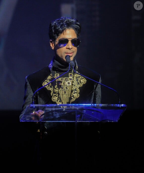 Ophélie Winter a été paralysée par la mort de Prince en 2016
 
Le chanteur Prince annonce sa nouvelle tournée ''Welcome 2 America'' lors d'une conférence au Apollo Theater à New York le 14 octobre 2010