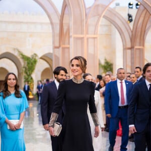 La reine Rania de Jordanie - Les familles royales au mariage du prince Hussein de Jordanie et de Rajwa al Saif, au palais Zahran à Amman (Jordanie), le 1er juin 2023. 
