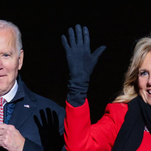 Jill et Joe Biden (président des Etats-Unis), lors de l'illumination du sapin de Noël de la Maison Blanche. Washington DC, le 2 décembre 2021. 