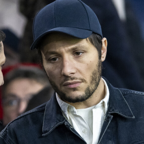 Vianney - People dans les tribunes du match de Ligue 1 Uber Eats "PSG-Lille" (3-1) au Parc des Princes à Paris le 10 février 2024. © Cyril Moreau/Bestimage