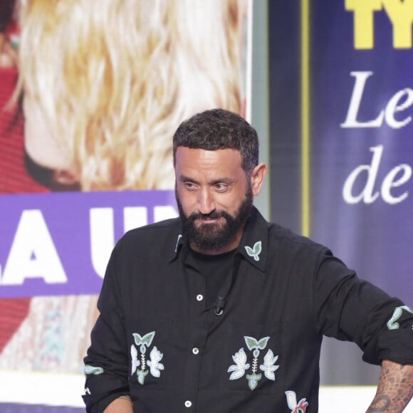 Exclusif - Cyril Hanouna - - Enregistrement de l'émission "Face à Hanouna" diffusée le 24 février 2024 sur C8. Au cours de l'émission, Nes fera des révélations sur le caractère de C.Dechavanne. Paris, le 22 février 2024. © Jack Tribeca / Bestimage  Exclusive - No web en Suisse / Belgique Recording of the programme "Face à Hanouna" broadcast on 24 February 2024 on C8. 