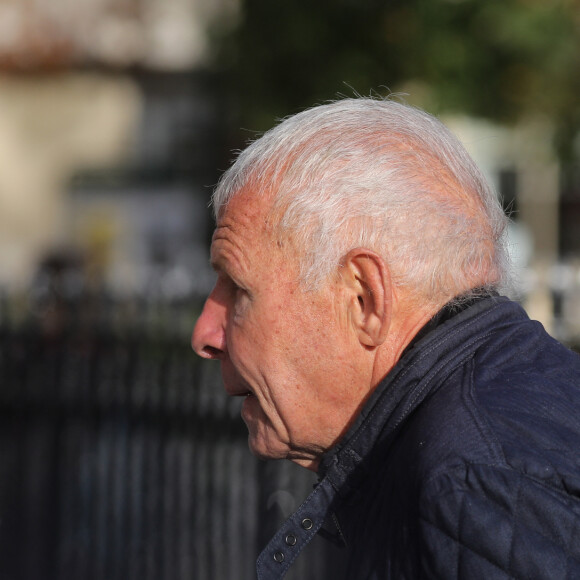 Patrick Poivre d'Arvor (PPDA) - Arrivées aux obsèques de Etienne Mougeotte en l'église Saint-François-Xavier à Paris. Le 13 octobre 2021 © Jacovides-Clovis / Bestimage