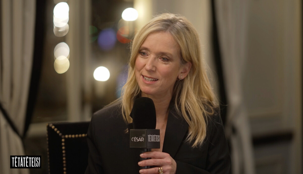 Photo Léa Drucker face à Laurie Cholewa dans "Têtàtête(s)" pour Canal