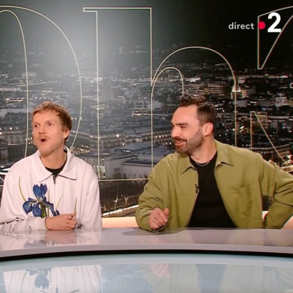Manu Payet, Benoit Poher et Florian Dubos sur le plateau de "20h30 le dimanche".