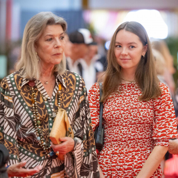 Caroline de Monaco a vu un nouveau bébé dans la famille ! 
La Princesse Caroline de Hanovre et sa fille la princesse Alexandra de Hanovre assistent au 54ème Concours International de Bouquets au Tunnel Riva de Monaco. Cette année, le thème du concours est "La Fête du Cirque", un hommage au Prince Rainier III de Monaco en cette année de célébration du centenaire de sa naissance. © Olivier Huitel/Pool Monaco/Bestimage 
