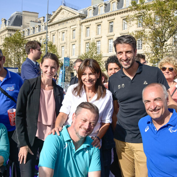 Anne Hidalgo - 2e édition de la journée paralympique sur la place de la République à Paris le 8 octobre 2023.