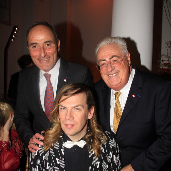 Hervé Michel Dansac, christophe Guillarmé, Jean-Michel Aubrun lors de la soirée "Les talents du coeur" au profit de l'association Mécénat Chirurgie Cardiaque à la salle Gaveau à Paris le 4 mars 2024. © Philippe Baldini / Bestimage  "Les talents du coeur" evening in aid of the Mécénat Chirurgie Cardiaque association at the Salle Gaveau in Paris on 4 March 2024. 