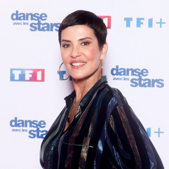 Mais elle en fait bel et bien toujours partie.
Cristina Cordula - Photocall pour le lancement de la nouvelle saison de l'émission "Danse avec les stars 2024 (DALS)" à la Tour TF1 à Boulogne-Billancourt. Le 25 janvier 2024 © Christophe Clovis / Bestimage 