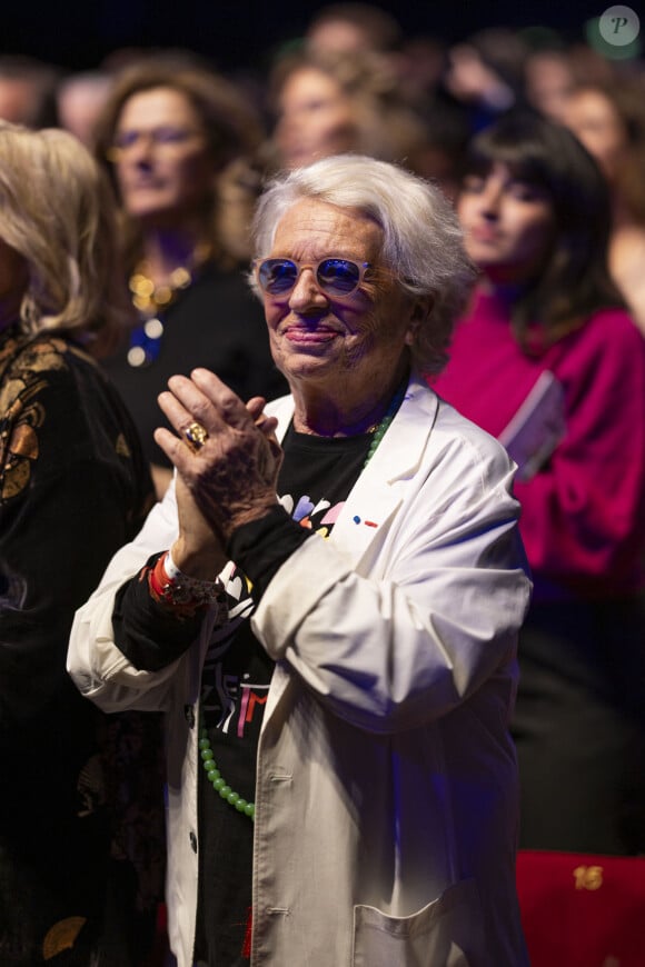 Véronique de Villèle au concert du gala des 20 ans de la fondation Recherche Alzheimer "2 générations chantent pour la 3ème" à l'Olympia à Paris le 18 mars 2024. © Cyril Moreau / Bestimage 