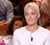 Caroline Receveur était l'invitée de Léa Salamé dans Quelle époque ! sur France 2. La jeune femme s'est confiée avec émotion sur son cancer du sein.