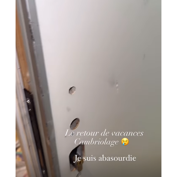 Capucine Anav s'est fait cambrioler dans la nuit du 21 au 22 mars, une histoire qu'elle a racontée sur Instagram, le 26 mars 2024