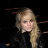 Coeur de Pirate fait la promotion d'un concert donné par son boyfriend sur sa page Facebook.