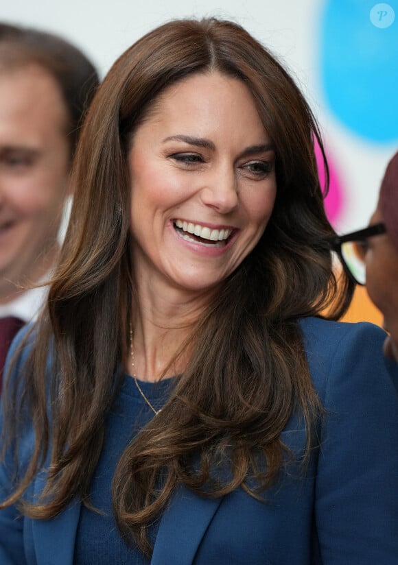 Kate Middleton inaugure la nouvelle unité de chirurgie de jour pour enfants "Evelina" à l'hôpital Guy's et St Thomas de Londres, Royaume Uni, le 5 décembre 2023.