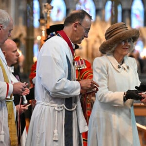 Ce jeudi 28 mars, à l'occasion du Jeudi Saint, elle a joué les ambassadrices du roi Charles III.
Camilla Parker Bowles assiste au service Royal Maundy à la cathédrale de Worcester, le 28 mars 2024.