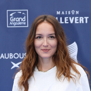 Anaïs Demoustier (Le temps d'aimer) sur le tapis bleu de la 16ème édition du festival du film francophone de Angoulême le 23 août 2023. © Coadic Guirec / Bestimage 