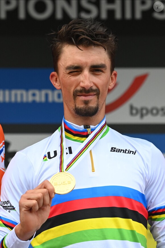 La journaliste sportive commente régulièrement les courses auxquelles son compagnon participe
Julian Alaphilippe - Championnats du Monde UCI - Elite Hommes en Belgique le 26 septembre 2021. 