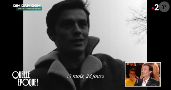 Anthony Delon face à des images d'archives de ses parents Alain et Nathalie Delon sur le plateau de "Quelle époque !" sur France 2 le 30 mars 2024.