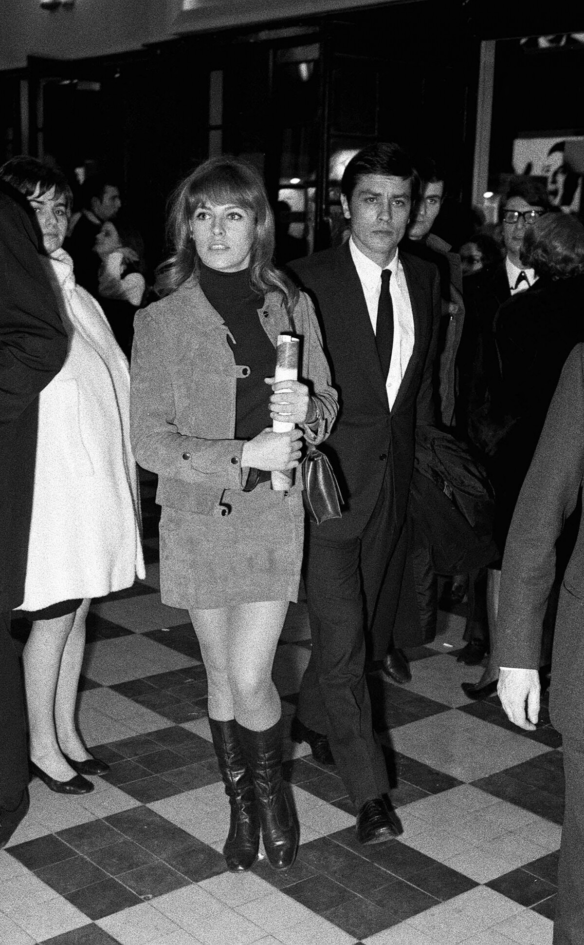 photo-archives-alain-delon-et-sa-femme-nathalie-purepeople