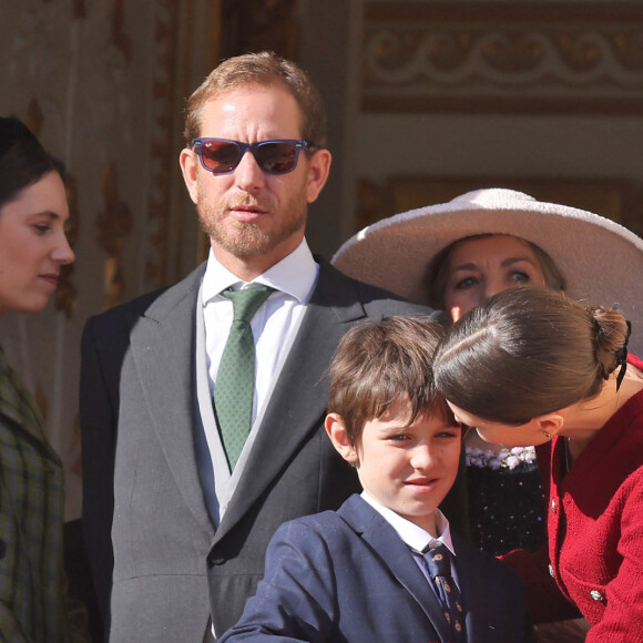 Tatiana Santo Domingo et son mari Andrea Casiraghi, la princesse Caroline de Hanovre, Charlotte Casiraghi et son fils Raphael Elmaleh - La famille princière de Monaco au balcon du palais, à l'occasion de la Fête Nationale de Monaco. Le 19 novembre 2023 © Dominique Jacovides-Bruno Bebert / Bestimage 