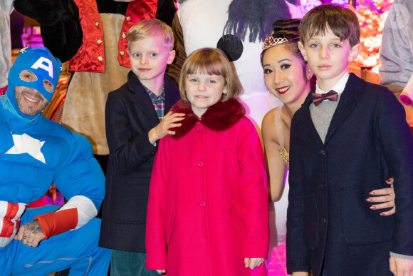 Le prince Jacques et la princesse Gabriella, Raphaël Elmaleh - Inauguration des illuminations de Noël du casino de Monte-Carlo à Monaco. Le 2 décembre 2022 