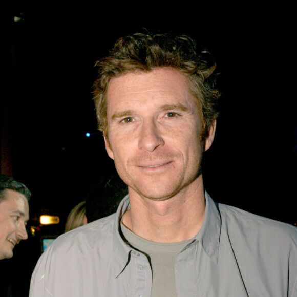 Denis Brogniart en 2004. Il anime alors Koh Lanta depuis 3 ans.