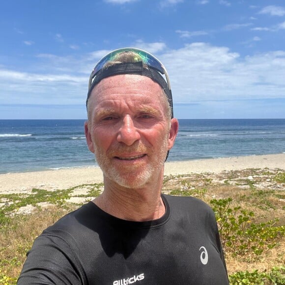 Denis Brogniart pratique de nombreux sports. ©Instagram denisbrogniartt_off