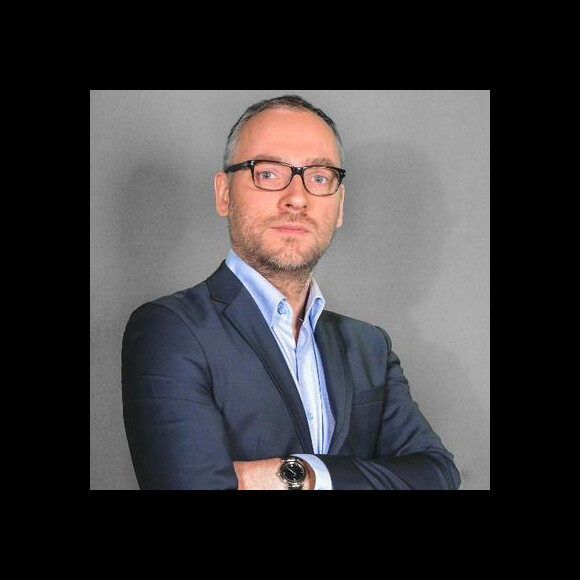Erwan Lemoine était un élève de Denis Brogniart en 2000. Il est aujourd'hui rédacteur en chef chez RMC Sport.
