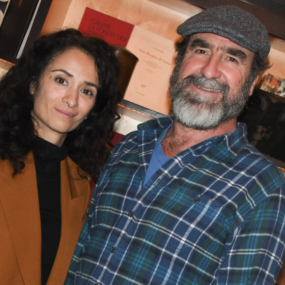 Rachida Brakni et Eric Cantona lors d'une conférence de presse de la série (France 3) "Le voyageur: La permission de minuit" au restaurant Les Editeurs à Paris, France, le 25 février 2020. La série sera diffusée sur France 3 le mardi 17 mars 2020. © Coadic Guirec/bestimage