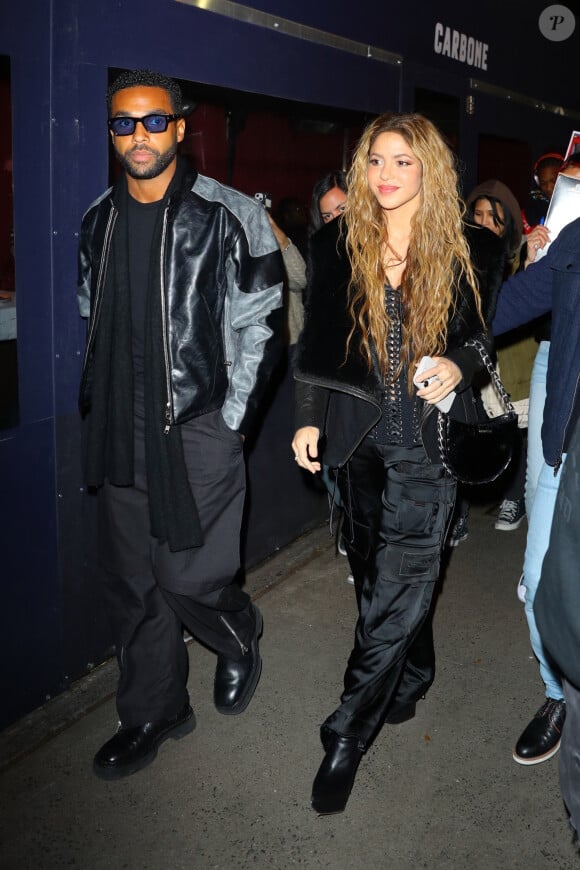 Shakira en couple avec un jeune acteur anglais ?
 
Shakira et Lucien Laviscount à New York.