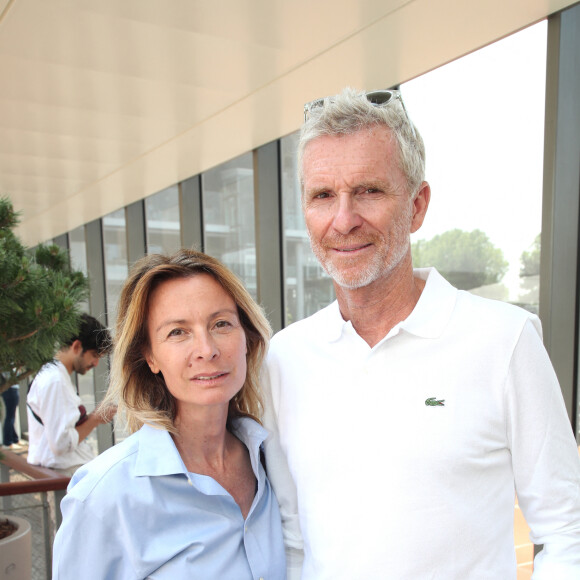 Exclusif - Denis Brogniart et sa femme Hortense lors des Internationaux de France de Tennis de Roland Garros 2023 - Jour 10 - à Paris, France, le 6 juin 2023. © Bertrand Rindoff/Bestimage