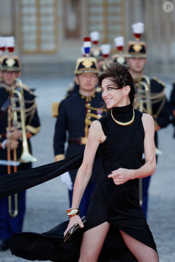 Charlotte Gainsbourg - Dîner d'Etat au château de Versailles en l'honneur de la visite officielle du roi et de la reine d'Angleterre en France (20 - 22 septembre 2023). Le 20 septembre 2023. 150 invités triés sur le volet ont été conviés à cette occasion. © Moreau-Jacovides / Bestimage 