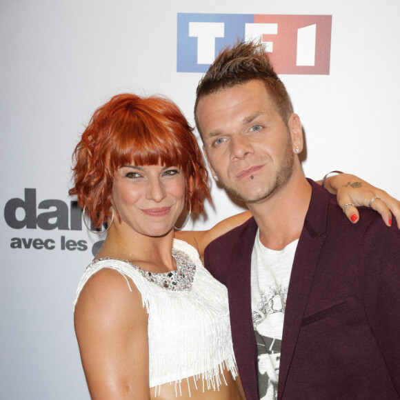 Fauve Hautot et Keen'v lors du photocall de la saison 4 de 'Danse Avec Les Stars' au siège de TF1 à Paris, France, le 10 septembre 2013. Photo par Jerome Domine/ABACAPRESS.COM