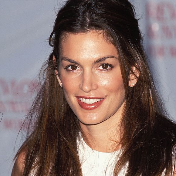 Cindy Crawford, porte-parole de Revlon, assiste à la 3e course/marche annuelle de Revlon à New York pour les femmes, le 6 mai 2000 à New York City. Photo par Peter Kramer/Pa Photos/ABACAPRESS.COM