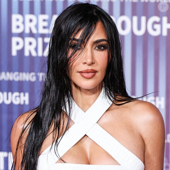 Kim Kardashian arrive à la 10e cérémonie annuelle du Breakthrough Prize qui se tient à l'Academy Museum of Motion Pictures le 13 avril 2024 à Los Angeles, CA, USA. Photo par Xavier Collin/Image Press Agency/ABACAPRESS.COM