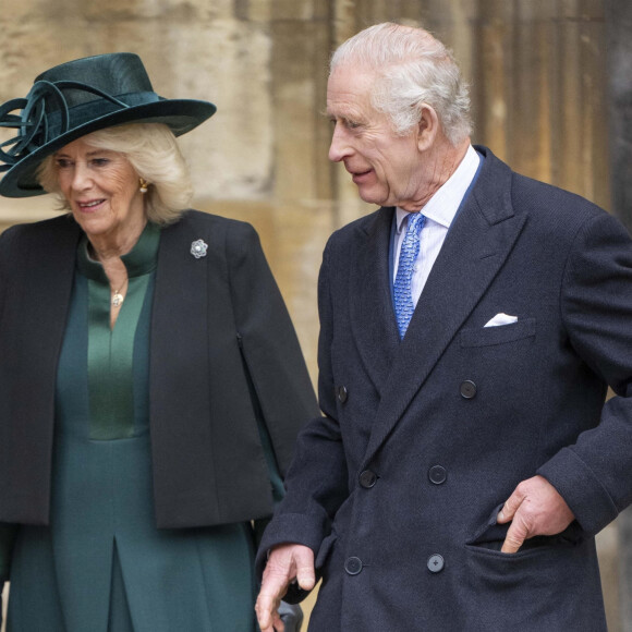 Et qu'il puisse enfin reprendre sa place à ses côtés. 
Le roi Charles III d'Angleterre et Camilla Parker Bowles, reine consort d'Angleterre - Les membres de la famille royale britannique arrivent à la chapelle Saint-George pour assister à la messe de Pâques. Windsor, le 31 mars 2024. 