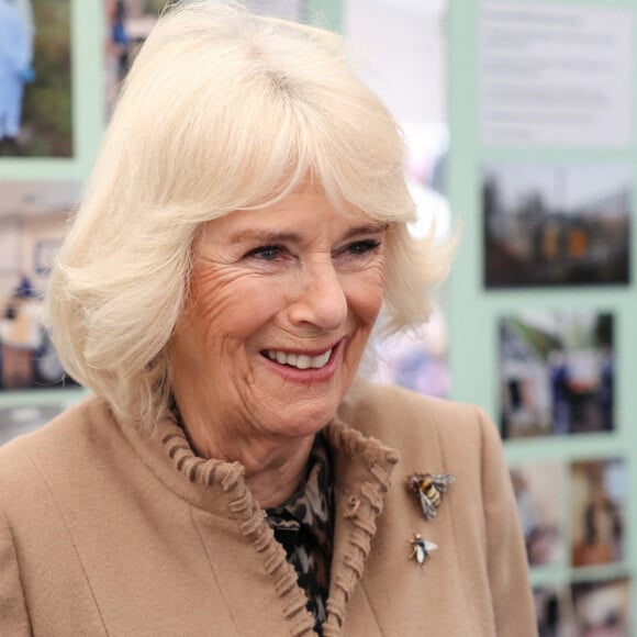 Camilla Parker Bowles, reine consort d'Angleterre, visite le Shrewsbury Farmers Market, le 27 mars 2024. La souveraine est également allée à la rencontre des habitants. 