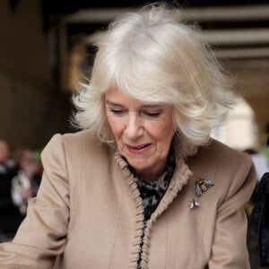 Camilla Parker Bowles, reine consort d'Angleterre, visite le Shrewsbury Farmers Market, le 27 mars 2024. La souveraine est également allée à la rencontre des habitants. 