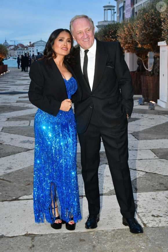 Salma Hayek et François-Henri Pinault - La famille Pinault est réunie au dîner de gala de la Fondation Cini juste avant la 60ème biennale de Venise le 17 avril 2024.