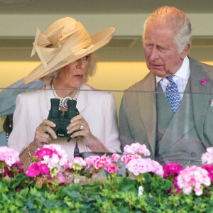 La reine Camilla, le roi Charles III et Lady Sarah Keswick lors de la deuxième journée du Royal Ascot à l'hippodrome d'Ascot, Berkshire. UK, le mercredi 21 juin 2023. Photo par Jonathan Brady/PA Wire/ABCAPRESS.COM