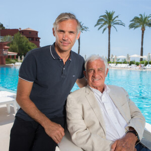 Une union qui n'était pas au goût de son fils. 
Paul et Jean-Paul Belmondo - Tournage du documentaire "Belmondo par Belmondo" au Beach Club à Monaco. Le 4 juin 2014. © Frederic Nebinger / Bestimage