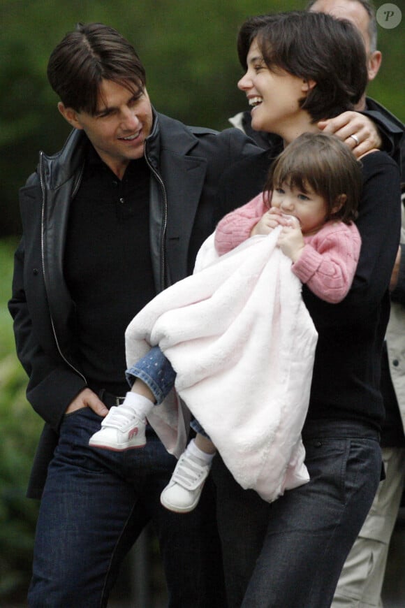 Le mariage des TomKat durera 6 ans.
Dimanche 12 août 2007. Tom Cruise et Katie Holmes emmènent leur fille Suri au zoo de Berlin. Cruise est en Allemagne pour le tournage de "Valkyrie" ABACAPRESS.COM