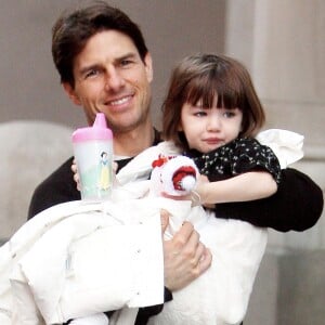Tom Cruise n'a pas vu sa fille Suri depuis au moins 10 ans
Tom Cruise et sa fille Suri ont été aperçus quittant leur appartement et prenant leur SUV. New York City, NY, USA. Photo par Ramey Agency/ABACAPRESS.COM