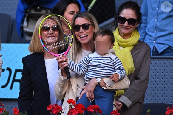 La présence de Rafael Junior n'est pas passée inaperçue

Rafael Junior, le fils de Rafael Nadal, dans les tribunes du Masters 1000 de Madrid, le 25 avril 2024.