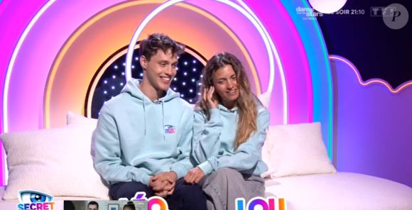 Lou, Léo, Maxence et Zoé, qui ont découvert le secret commun, ont eu une lourde tâche.
Un premier éliminé dans la quotidienne de "Secret Story", vendredi 26 avril 2024 sur TF1.