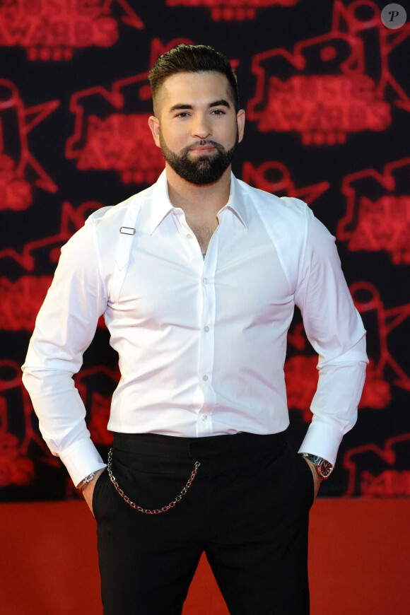 Selon Jean-Pierre Pasqualini, directeur des programmes de la chaîne musicale Mélody TV, il y aura forcément des conséquences sur la carrière de Kendji.
Kendji Girac lors de la 23ème édition des NRJ Music Awards 2021 au Palais des Festivals de Cannes, le 20 novembre 2021. 